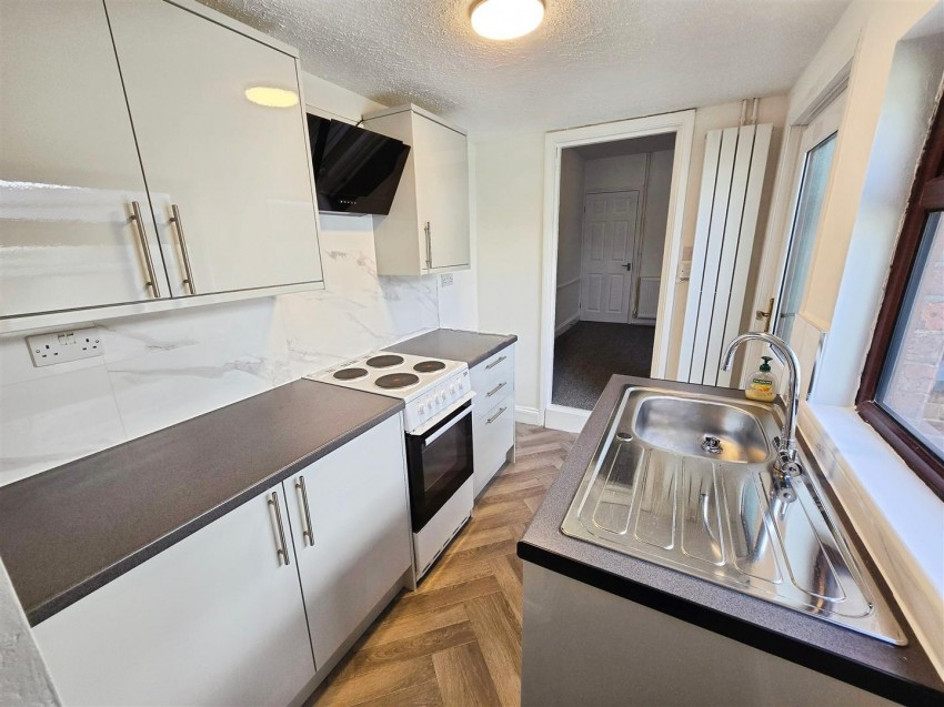 Images for Irthlingborough Road, Finedon, Northants