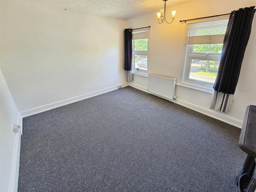 Images for Irthlingborough Road, Finedon, Northants