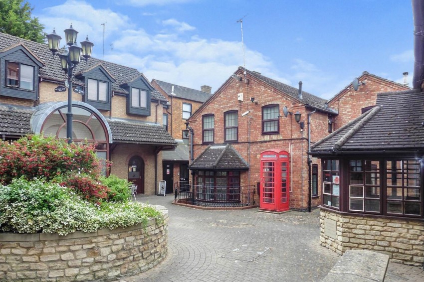 Images for Ashleigh House, Rushden, Northants