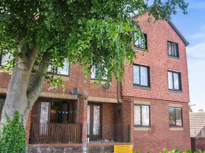 Images for Ashleigh House, Rushden, Northants