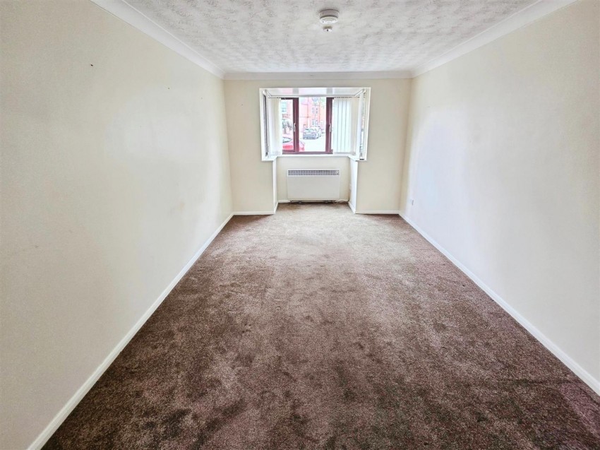 Images for Oliver Close, Rushden, Northants