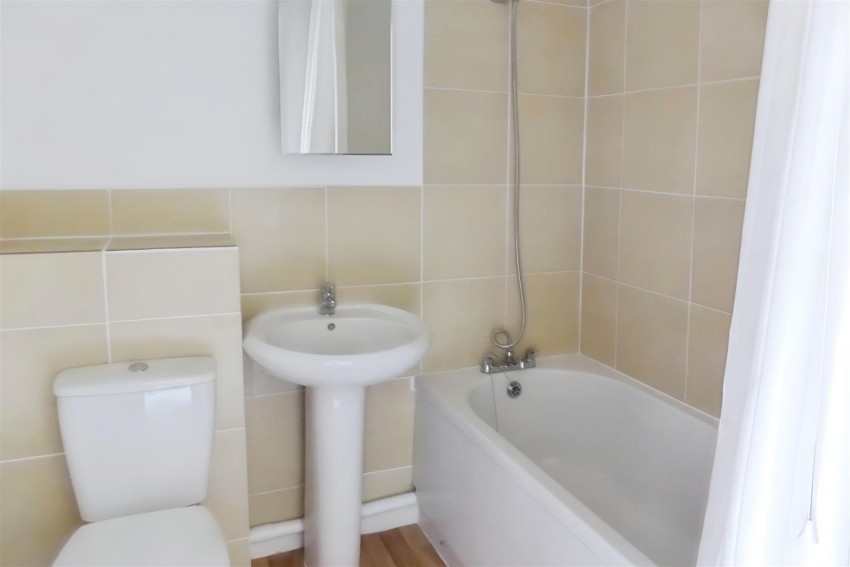 Images for Wilton Road, Kettering, Northants