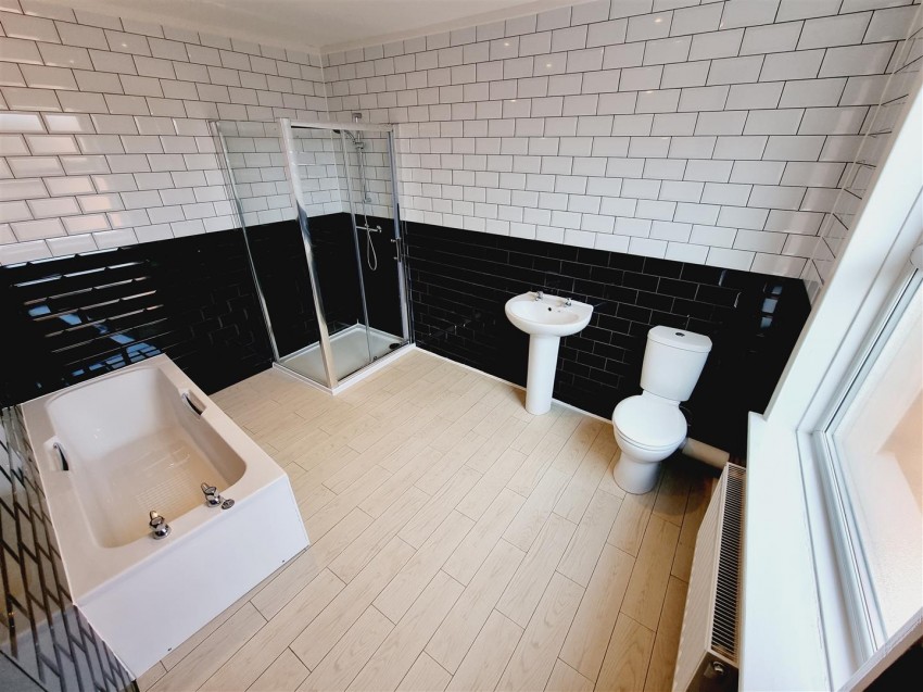 Images for Wellingborough Road, Rushden, Northants
