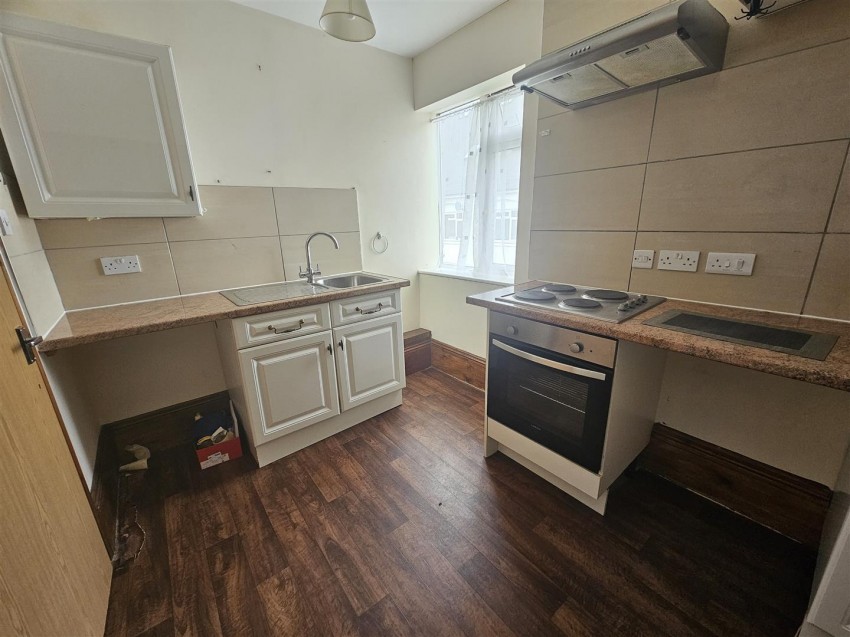Images for The Flat, Club Street, Kettering Northants