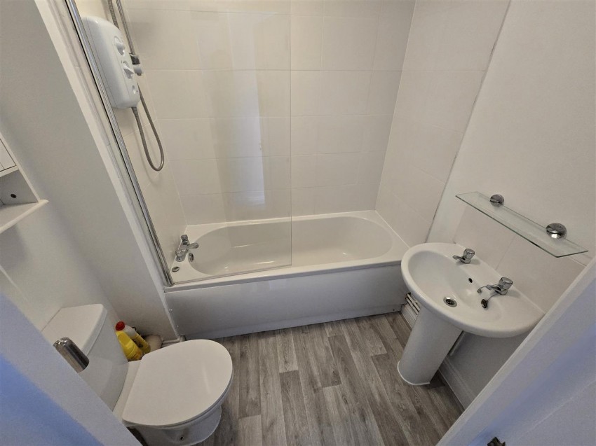 Images for Denbeigh House, Rushden, Northants
