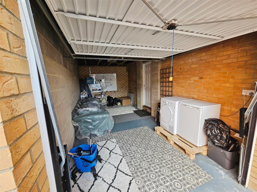 Images for Livingstone Road, Corby