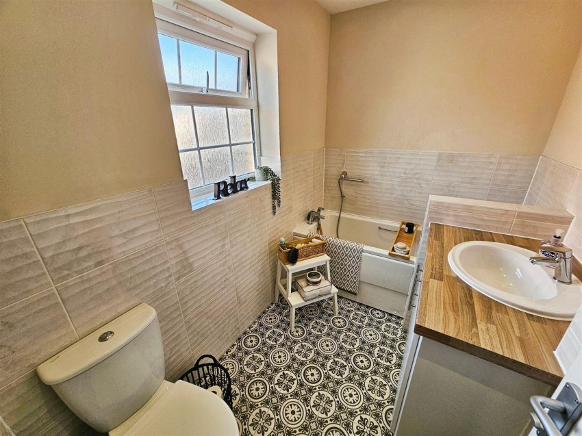 Images for Livingstone Road, Corby