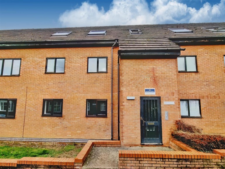 Hampton House,Portland Road,Rushden,Northants