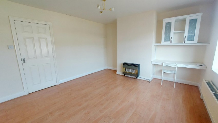 Images for Almond Road, Kettering. Northants