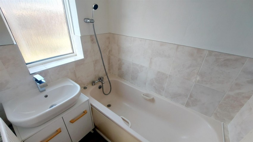 Images for Almond Road, Kettering. Northants