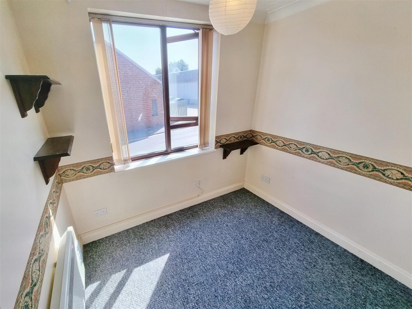 Images for Hadleigh House, Rectory Road, Rushden, Northants
