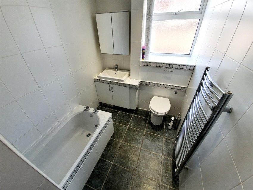 Images for Avondale Road, Kettering, Northants