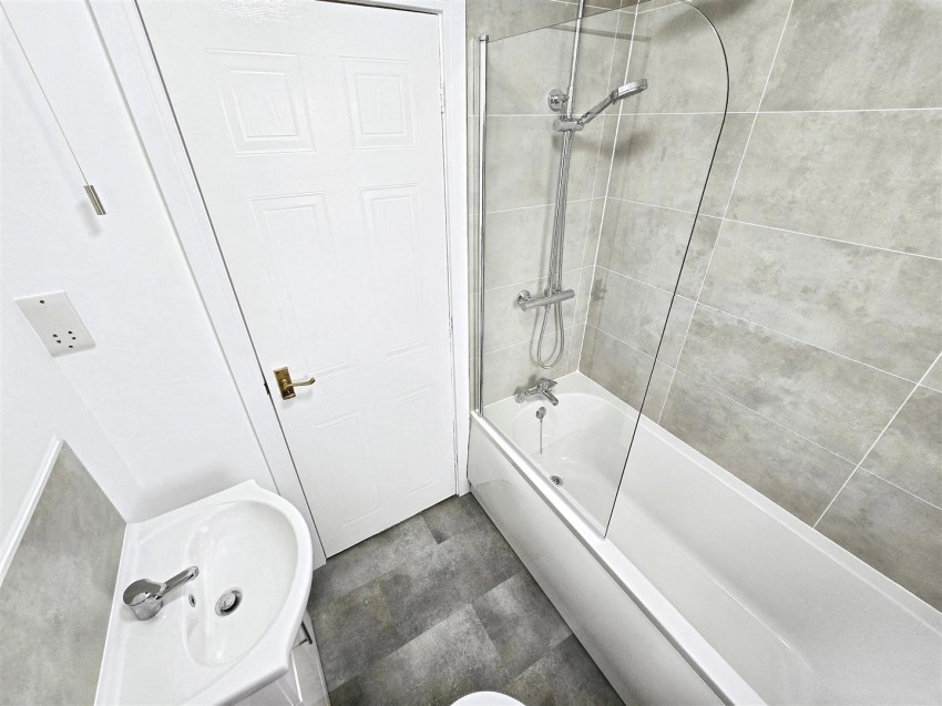 Images for Aintree Drive, Rushden