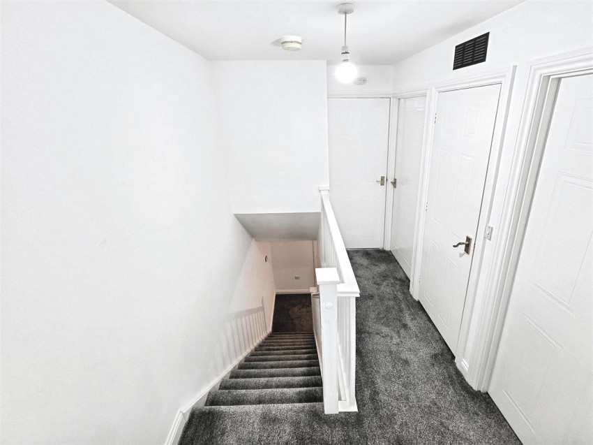 Images for Aintree Drive, Rushden