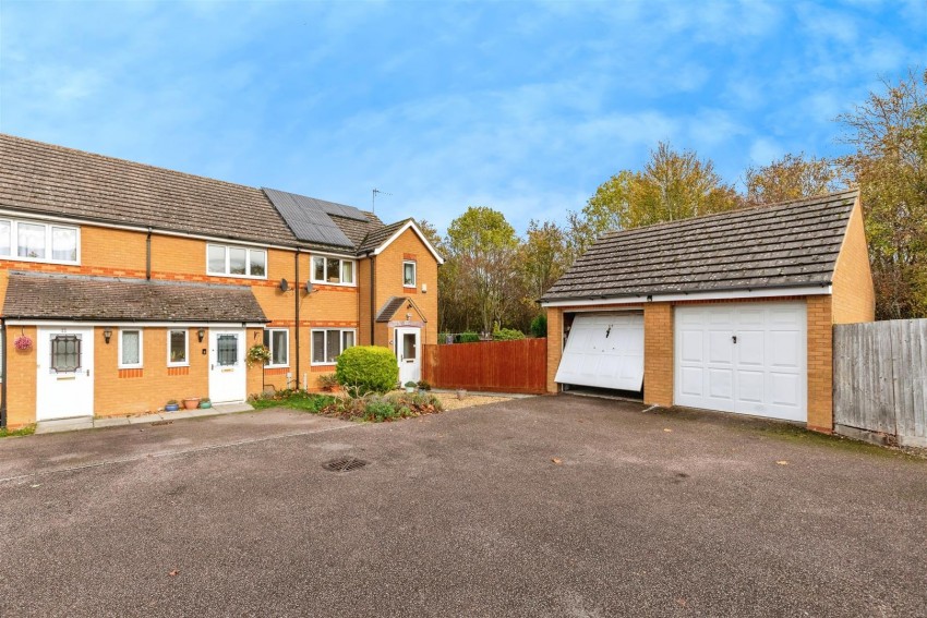 Images for Tewksbury Drive, Rushden, Northants