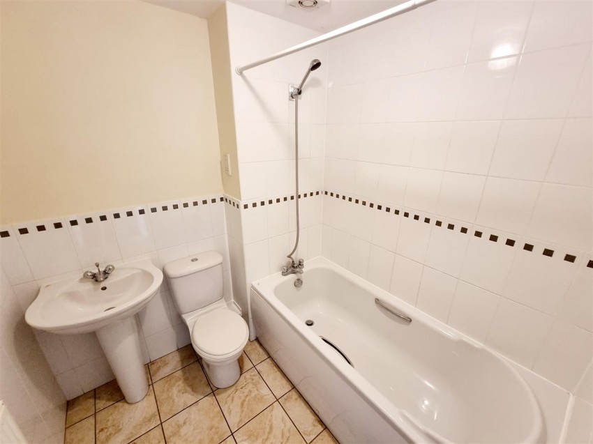 Images for Windsor Road, Rushden, NN10 0BB