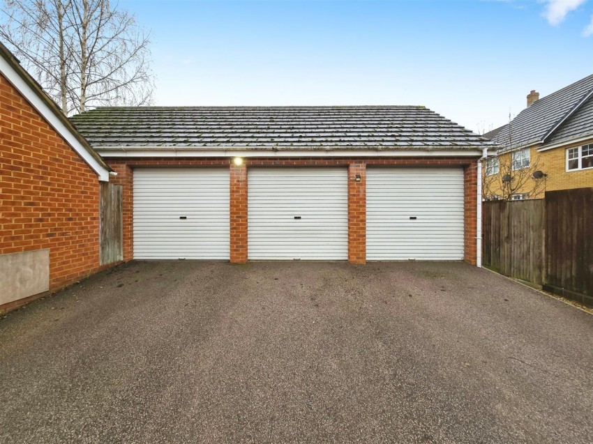 Images for Windsor Road, Rushden, NN10 0BB