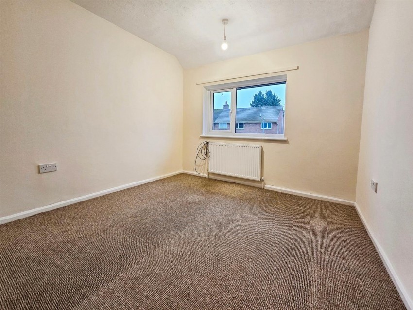 Images for South Grove, Wymington, Northants