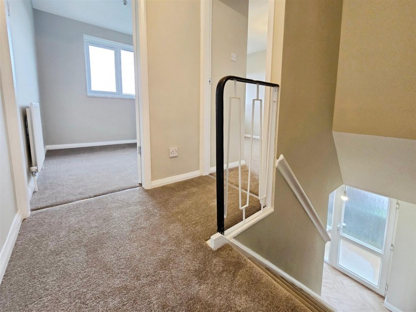 Images for Benedict Close, Rushden, Northants