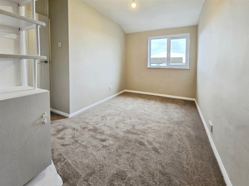 Images for Benedict Close, Rushden, Northants