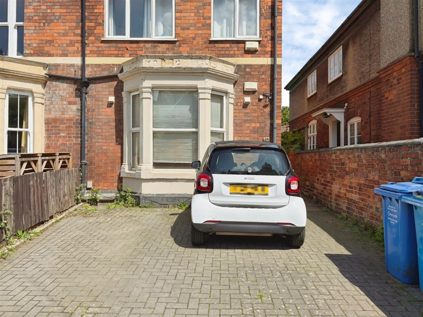 Images for Headlands, Kettering, Northants