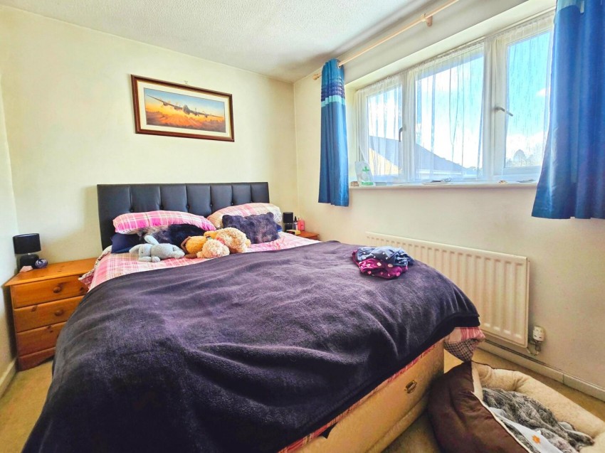 Images for 16 Raglan CloseRushdenNorthants