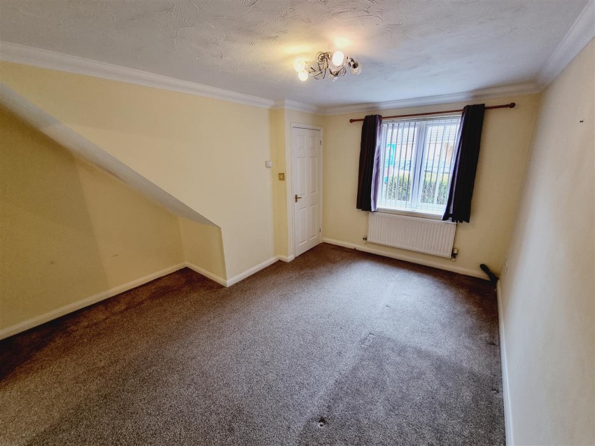 Images for Larkin Gardens, Higham Ferrers, Northants