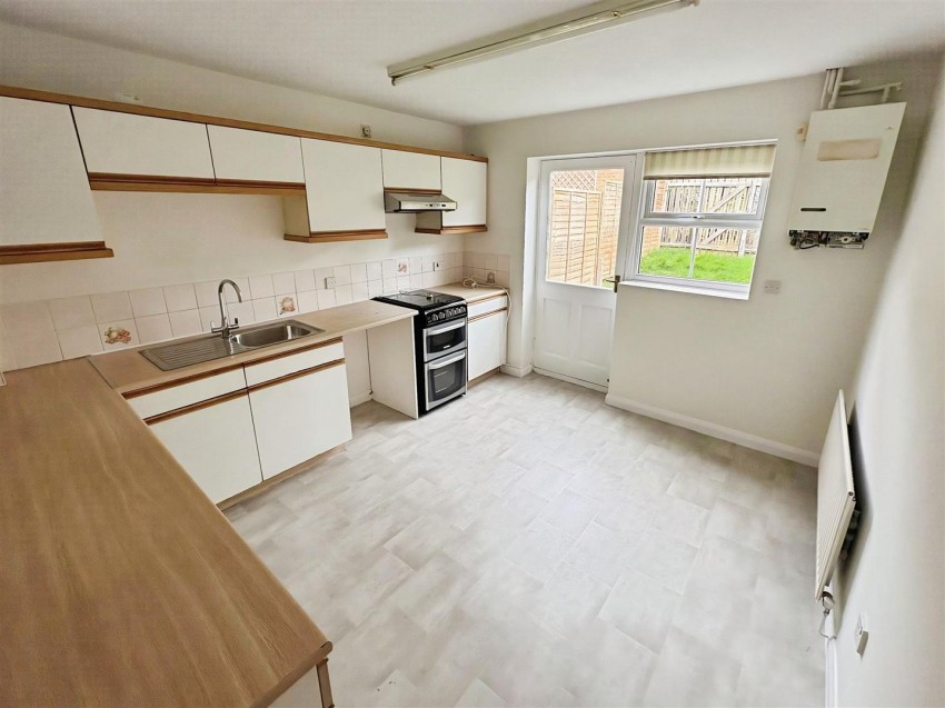 Images for Chatsworth Avenue, Kettering