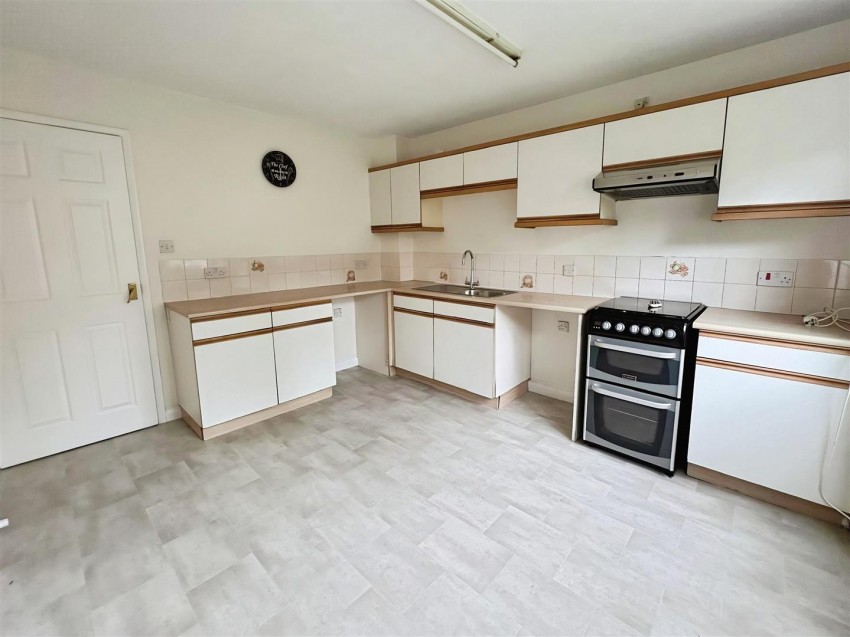 Images for Chatsworth Avenue, Kettering