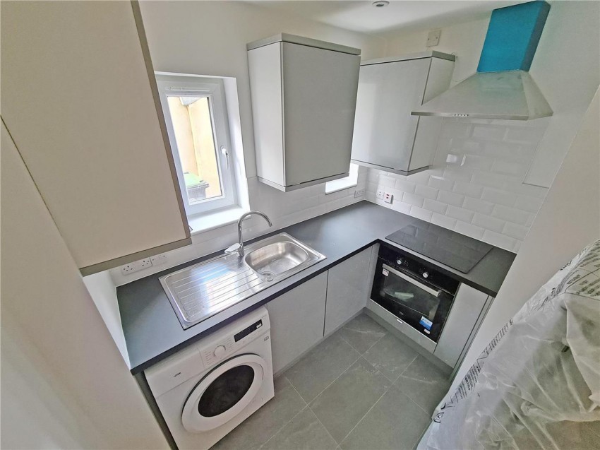 Images for Victoria Road, Rushden, Northants