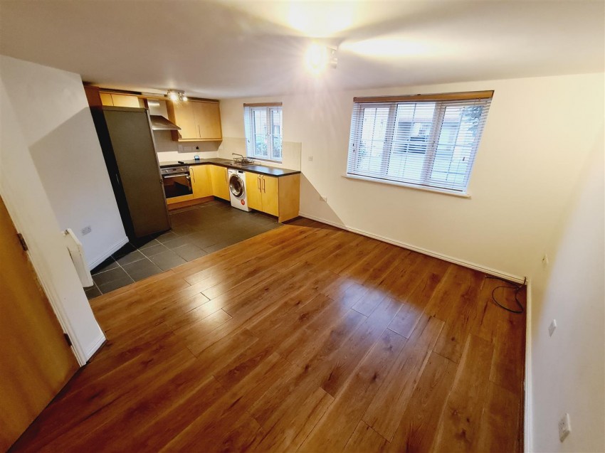 Images for Regency Court, Rushden, Northants