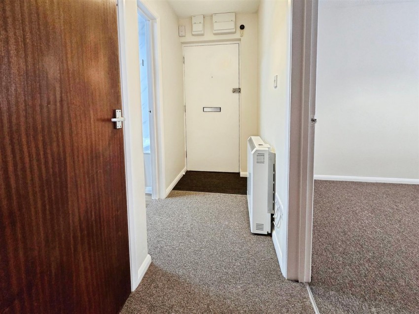 Images for Whites Rise, Irthlingborough, Northants