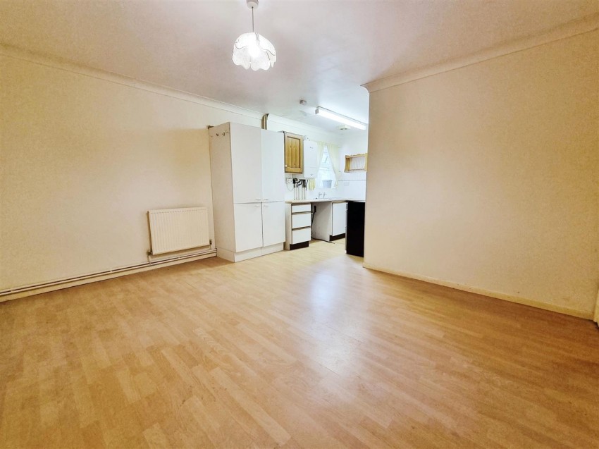 Images for Welford Avenue, Irthlingborough
