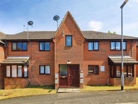 Whites Rise, Irthlingborough, Northants